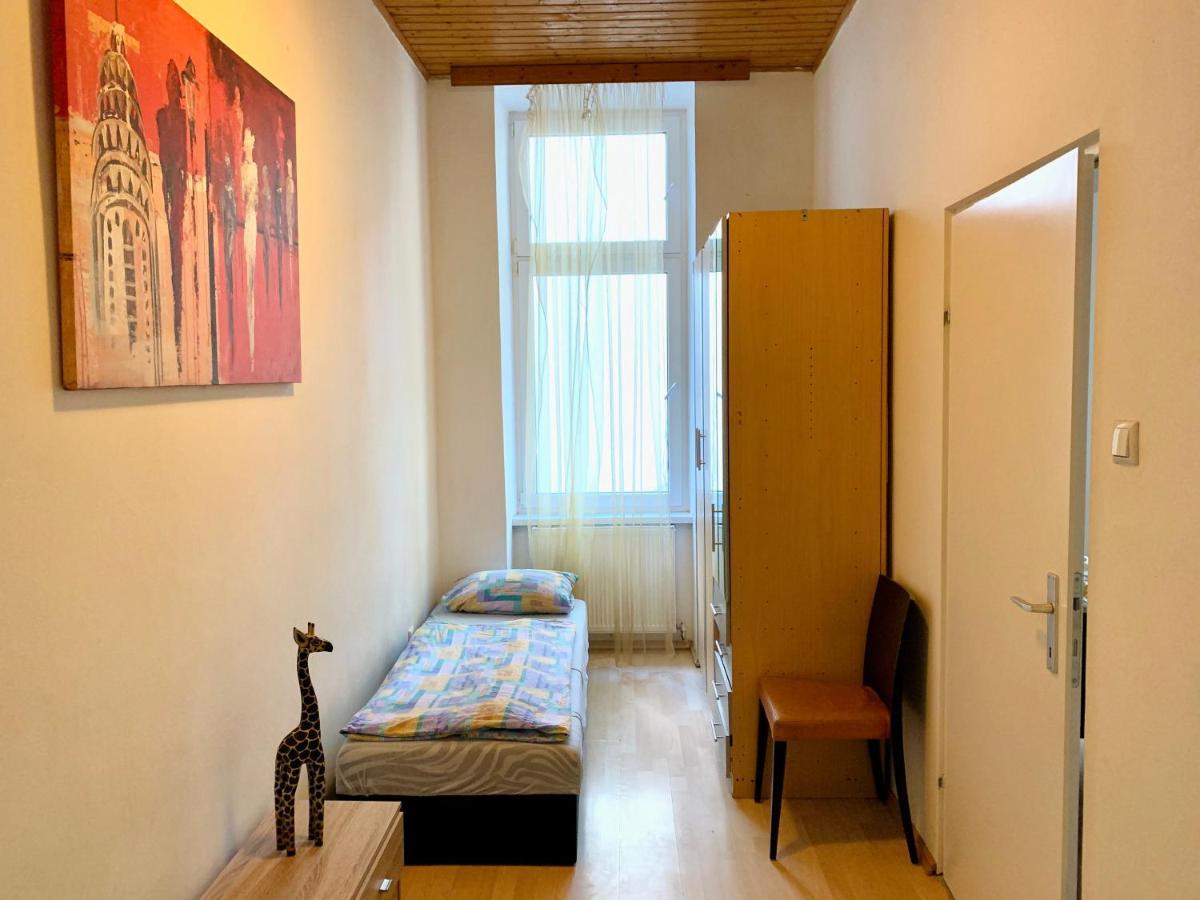 Raisa Apartments Lerchenfelder Guertel 30 Bécs Kültér fotó